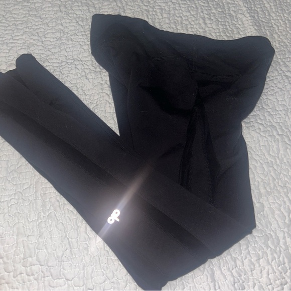 Alo leggings sheer sides large - Picture 5 of 5